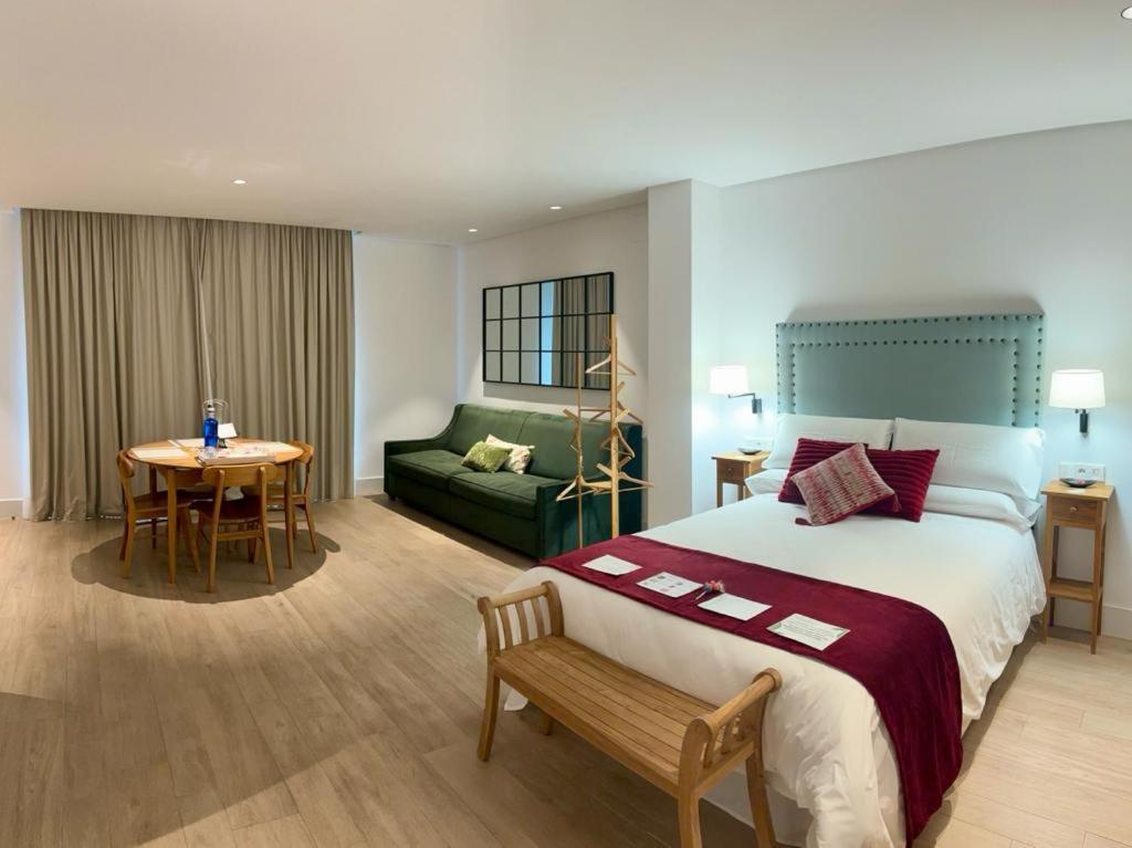 Apartamentos Turisticos La Plaza Chipiona Esterno foto