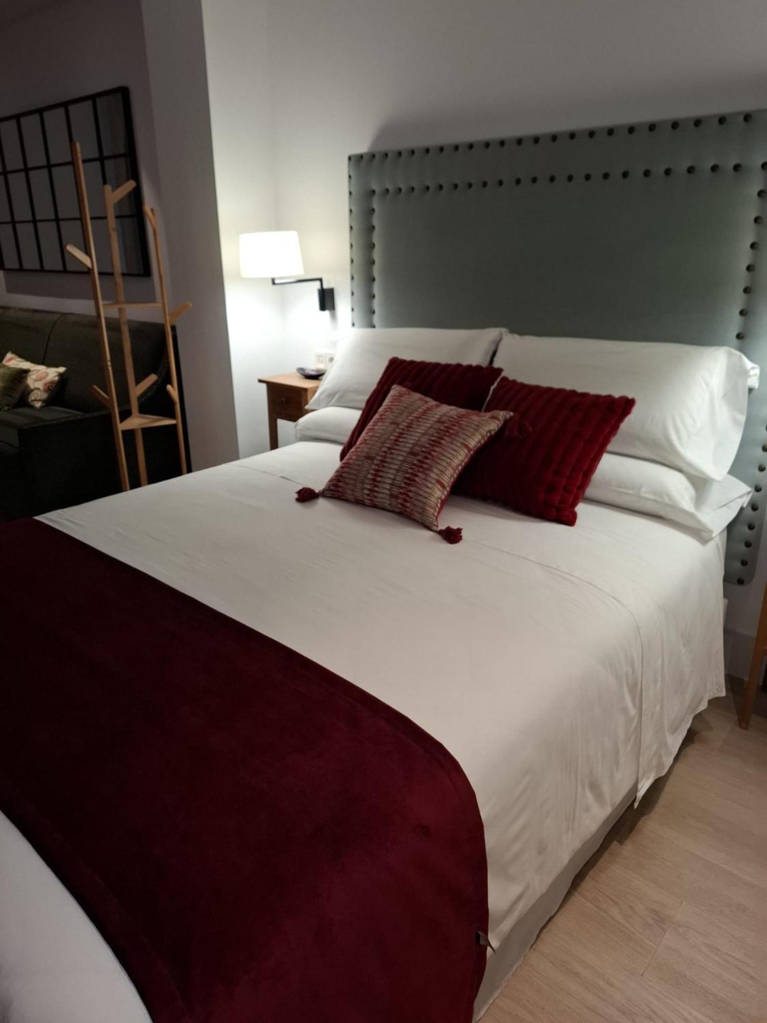 Apartamentos Turisticos La Plaza Chipiona Esterno foto